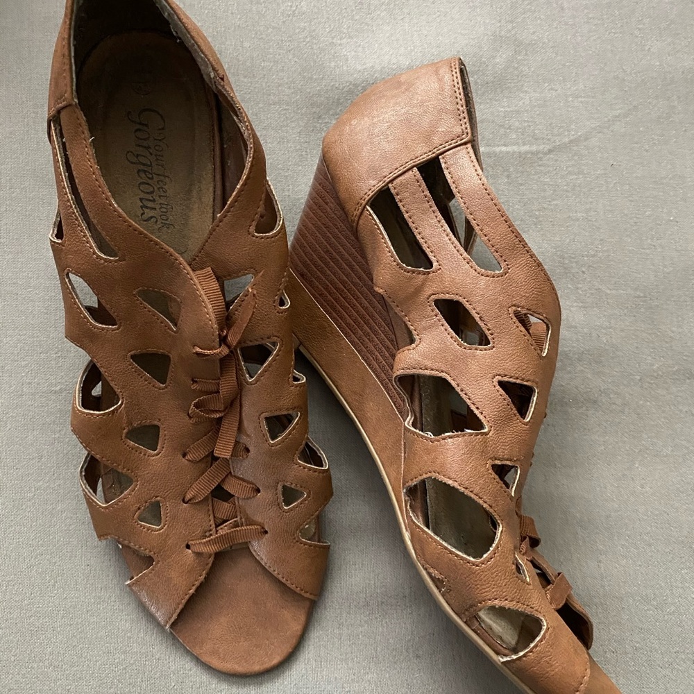 European Wedges